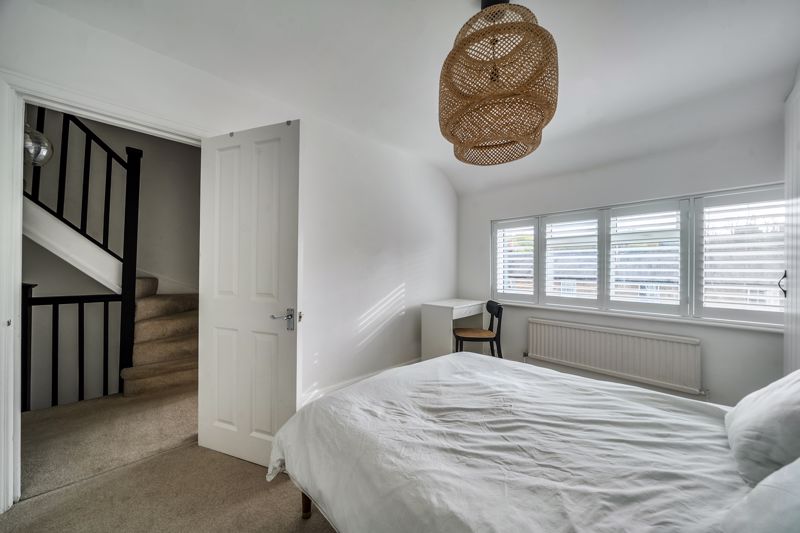 Bedroom- click for photo gallery